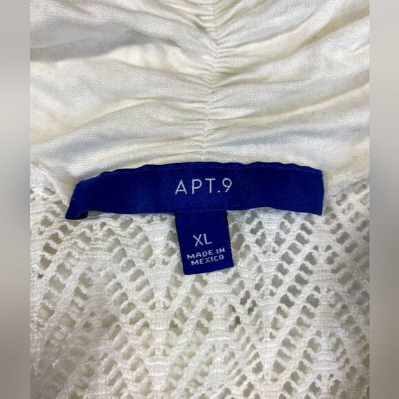 Sleeveless Lacy Cover up Cardigan.   DSST-006 - Picture 4 of 4